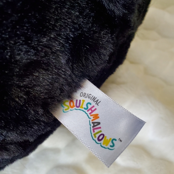 BNWT Selma the Skunk Fuzzamallow Squishmallow 12 Inch - Picture 3 of 7